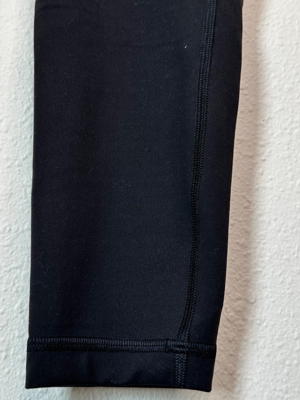 Lululemon Wunder Train High-Rise Tight 25" Legging, Black, Size 10 - Picture 10 of 10
